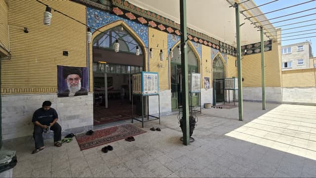 مسجد وحسینیه حضرت امام خمینی -  قم - محله ی خاکفرج