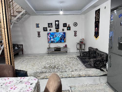 منزل خانم زندی - تهران - محمدشهر - بلوار جلال لو - تصویر 1
